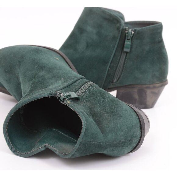 Boston Design Women's 9.5 WIDE Green Vegan Suede Flat Ankle Booties Holiday - Picture 4 of 8